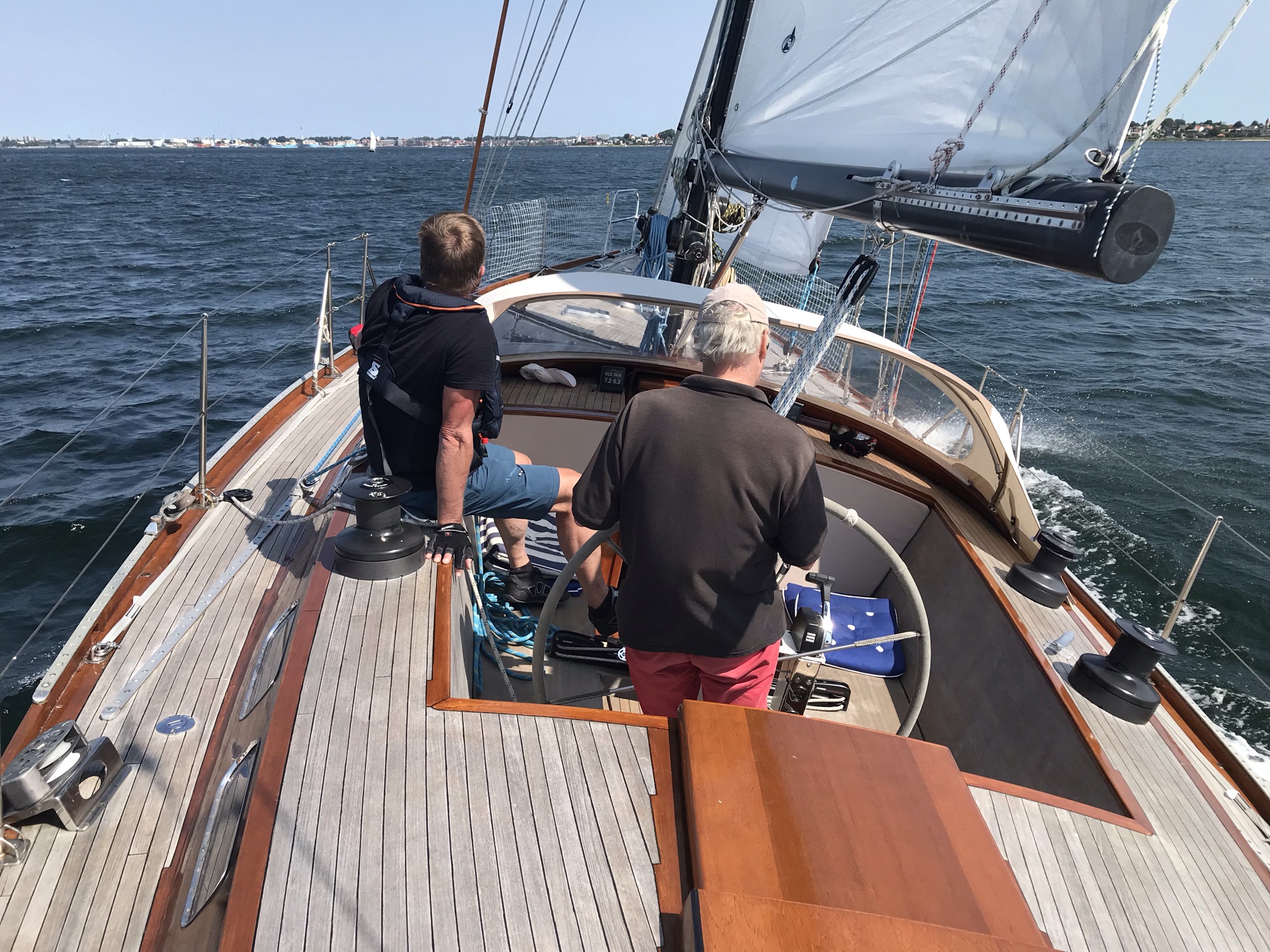 8A387504 92C8 4FB5 8244 8FC607A6C5B8