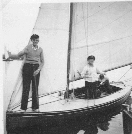 Männer im Boot