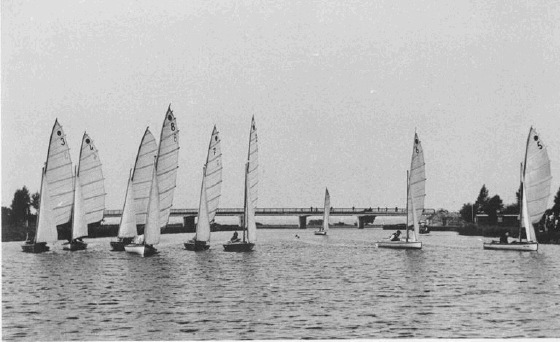 Rennsegelkanu-21