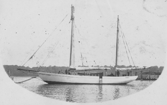 Kreuzeryacht Elfriede