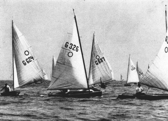 Olympiajollen an der Wendemarke auf dem Müggelsee.