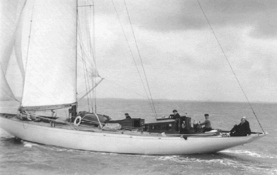 Seefahrtkreuzer: Athena - II