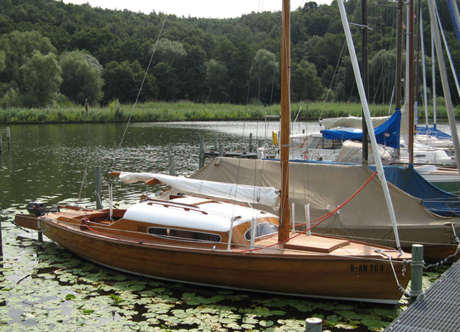 Yacht